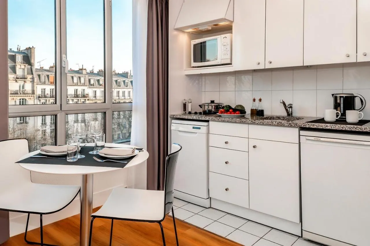 Citadines Bastille Marais Paris 3*,