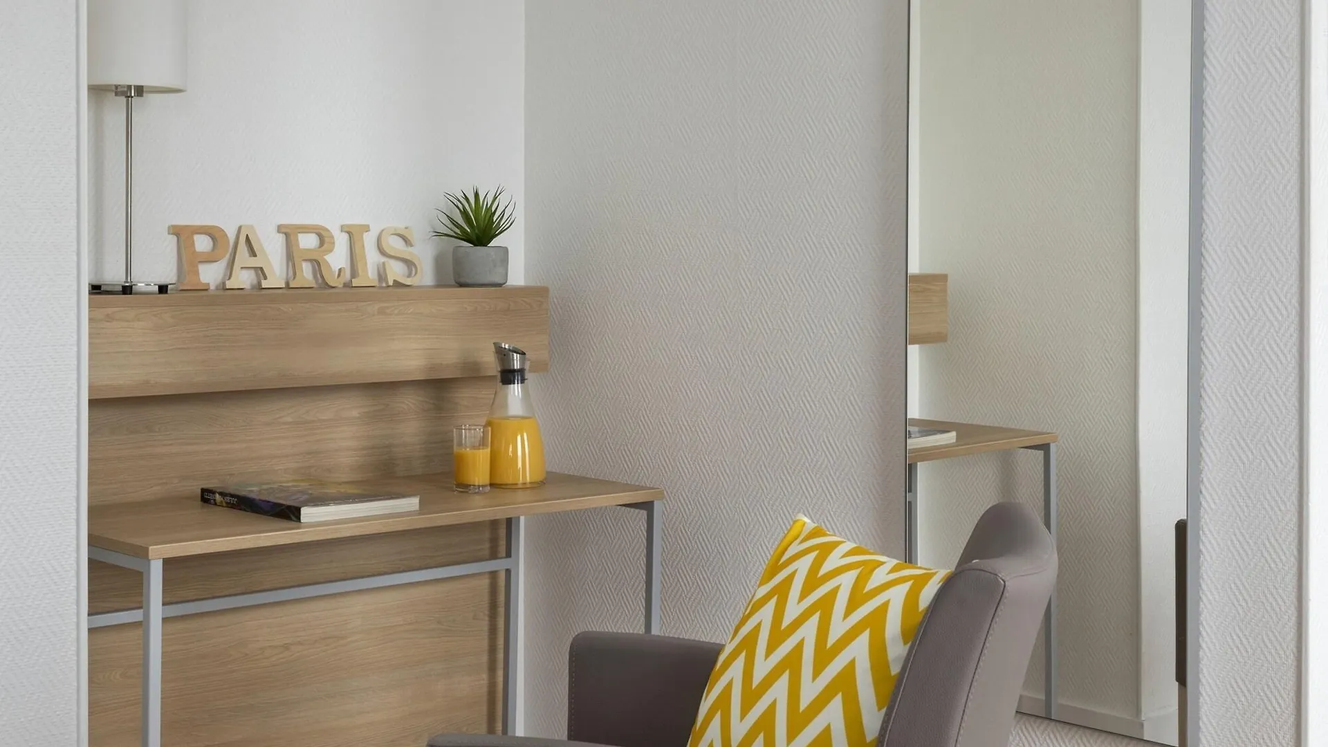 Citadines Bastille Marais Paris 3*,  France